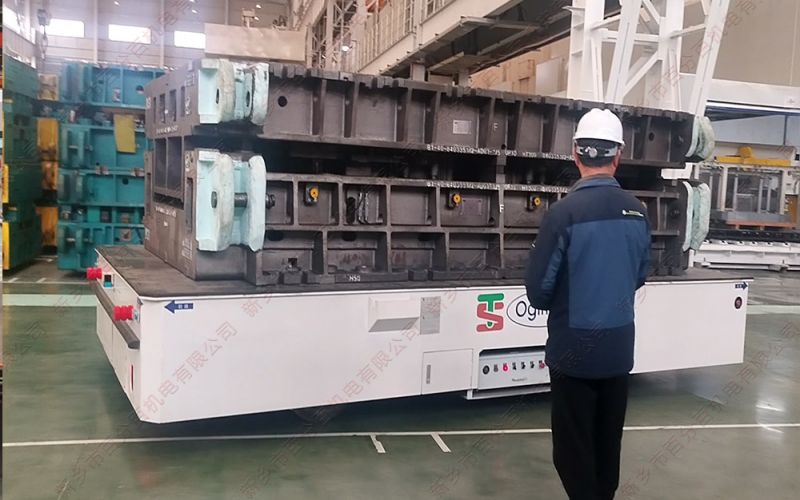 模具廠裝備的40噸載重?zé)o軌電動(dòng)平車