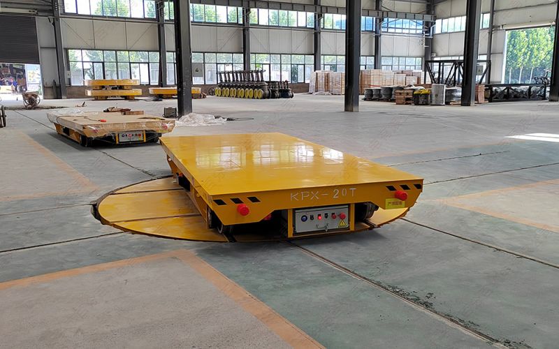 過跨平板車的結(jié)構(gòu)通常包含哪些部分？