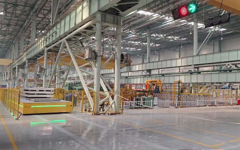 智能工廠“新動(dòng)脈”：電動(dòng)平車(chē)驅(qū)動(dòng)制造業(yè)高效綠色轉(zhuǎn)型