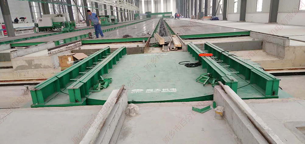 旋轉(zhuǎn)臺面電動軌道地平車